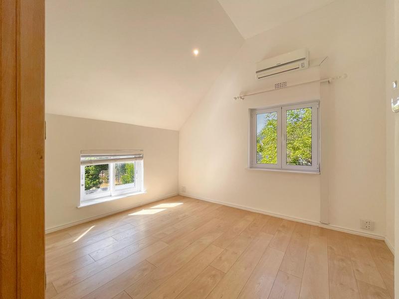 To Let 4 Bedroom Property for Rent in Hout Bay Western Cape